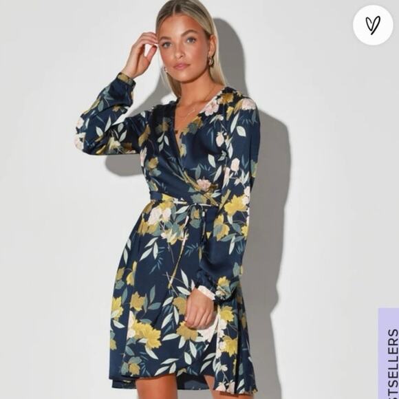 Lulu's Dresses & Skirts - Lulu’s Women’s Love is Life Navy Blue Floral Print Satin Wrap Dress Size Small